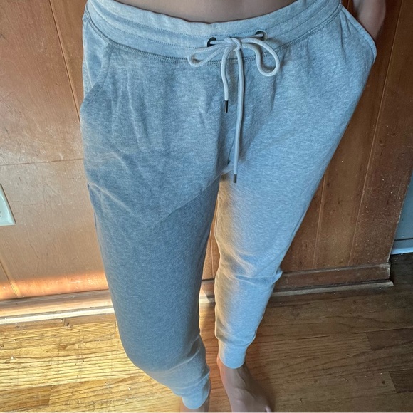 AE joggers - Picture 2 of 3